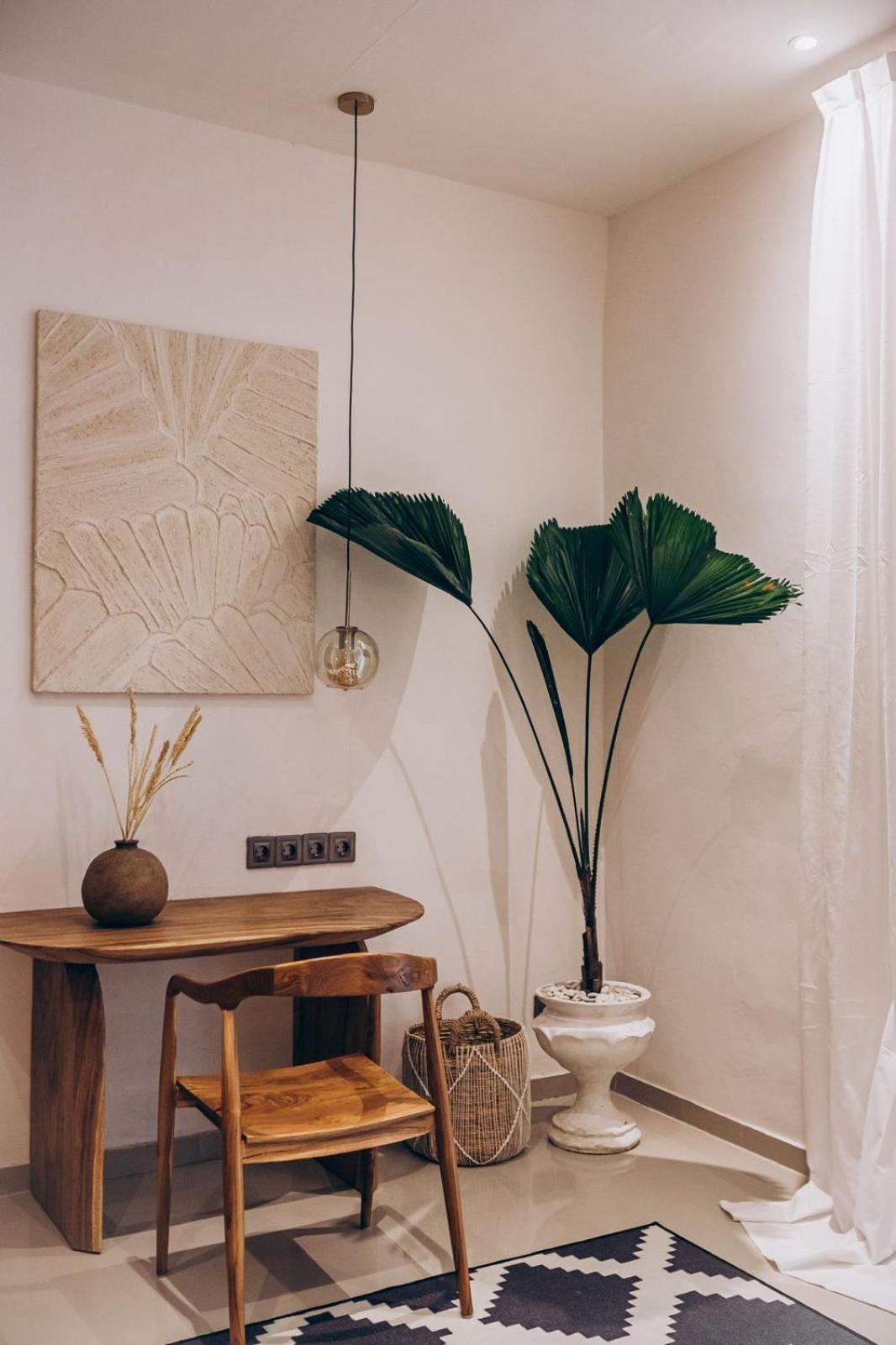 Turan Casa Auri Seminyak Villa Buitenkant foto